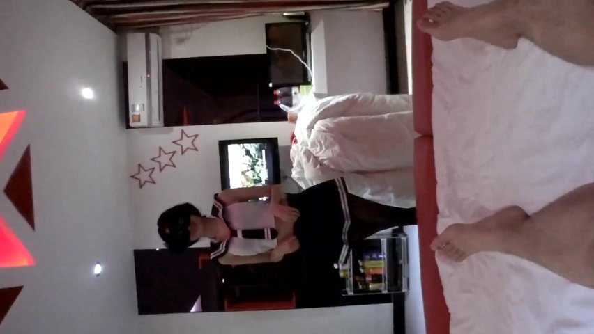 会所操极品黑丝学生装小女友高清