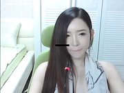 网络传说中的朴妮唛小师妹也出来表演了