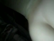 白嫩萝莉被大黑吊插出白浆