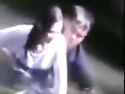 偷拍情侣水中野战