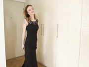 荡妇美女克莱尔得到了大大有硬的鸡巴骑乘