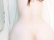 活超棒的少妇伺候大哥啪啪好骚，让大哥按着头草嘴深喉口交真刺激