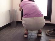 [052PES-047] 爆乳！ｴﾛ乳輪の働くおばさん 宮本紗央里 須磨紫 - 1of5