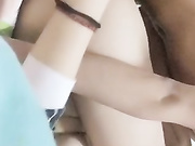 妹子爸妈在隔壁房间 可是妹子说忍不住想要大鸡巴操她 淫水泛滥还不敢出声