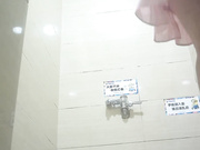 某大型商場全景偷拍各式美女少婦如廁 有個粉紅裙妹子顏值超高擦逼動作很豪放 1080P高清原版