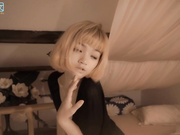 精品推薦 極品嫩模悅兒妖精上海外灘大膽露出私拍 拍著拍著保安過來了 唯美畫質 1080P高清原版