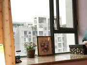 精品推薦 心態很潮的熟女少婦居家客廳穿著情趣惹火透視裝隨著音樂邊跳邊脫 太騷了 720P高清無水印