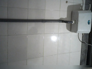 外站最新流出作品-某旅遊景點服務區公共女廁拍攝幾個妹子如廁 貌似下面沒啥毛毛看起很嫩 1080P高清