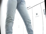 最新流出路邊蹲廁偷拍各式美女如廁噓噓 有個藍色連衣裙美少婦逼逼好潮濕啊 內褲濕漉漉的 720P原版高清