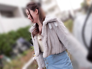 [CEMD-727] 恥辱、陵●、とびっこ装着・繁華街デート！34 葉山さゆり - 1of5