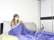 菠萝啤-纯爱无敌 为帮创业失败的男友还债 夜场兼职陪酒女惨遭老板下药黑手.