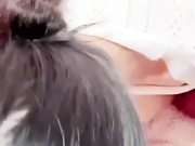 居家带娃的家庭主妇趁老公上班让情夫来家里操自己止痒