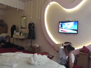 名门夜宴偷拍系列模特黄X拍内衣广告被偷拍近景拍摄还来了个前来试镜的模特