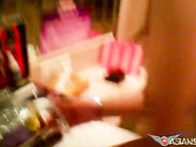 米糕2017再次前往东莞某高级会所高价钱爆操苗条性感的大胸美女,鸡巴太大看样子妹子是受不了了!