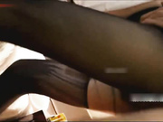 内裤哥与贵阳夫妇一起3P身材性感的极品老婆,撕破丝袜大战50分钟操到喷潮,老公全程拍摄,国语对白