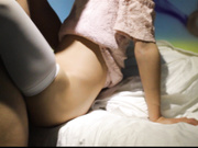 全网首发大神尚未流出的作品，白丝情趣让我用道具狂插，把小鸡巴舔硬站在下面激情爆草1080P高清完整版