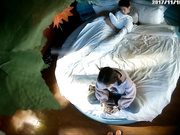 特色酒店年轻情侣开房爱爱扎两辫可爱清纯小美女装矜持不脱衣服让男友脱肤白身材好呻吟声很响亮淫叫不停