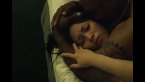 中国留学生被黑人校友大屌爆插 黑鬼太猛被操的受不了了 骚浪呻吟