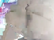 姐姐姐夫小舅子露脸3P，激情打炮这奶子很大玩的很开心，后入猛草大屁股前面插着嘴，压抑的呻吟刺激