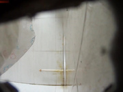 外站最新流出国内牛人潜入高校女生宿舍区女厕偷拍学妹嘘嘘