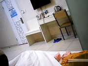 狗爷寒冷冬夜嫖妓这次档次高点棋牌宾馆啪啪150元身材苗条小姐自说有点亏鸡巴没硬就射了