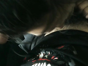 下班送女同事回家停在人来车往的路边口交高清无水印