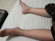 吊带黑丝KTV公主下药迷醉 在包房就给上了 无套抽插小逼挺紧 操起来挺有感觉 直接内射 高清720P原版无水印