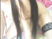 身材样貌超正点的黑丝美女约情人胖哥家中啪啪直播,男的太能操了射一次要干很久,干完又干射了2次,把美女干气了!