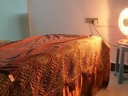 老哥大保健苗条少妇TP啪啪按摩了几下口交上位骑乘按摩床上大力猛操非常诱人