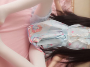 清纯可人网红嫩妹甜味迷漫双马尾白丝袜粉嫩嫩白虎一线天馒头逼让你忍不住想舔一舔