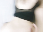 长屌男家中同时调教2位性感漂亮的美女大学生情人,当成小母狗一样干,2妹子看上去真嫩