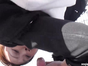 最新猥琐男户外天台上偸拍正在玩电话吃东西的短裙美少妇被发现后故意挑逗他主动过来给口爆骚妇肥厚鲍鱼真不错