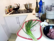 北京嫩模瑶瑶御姐范和男友裸体在厨房一边做菜一边被玩逼