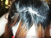 两个挺嫩粉逼萝莉萌妹5P啪啪，秋千椅上跳蛋自慰双人口交两根JB一起舔，地上抽插后入非常诱人