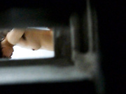 【真實國產自拍】大學女生寢室浴室拍攝到的漂亮妹子沐浴更衣 苗條身材堅挺美乳看得讓人欲火焚身 原版高清