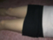 下药把美女同事迷翻了 终于干看到她的BB长什么样了