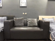 男爵全国探花约了个长相甜美高颜值妹子，穿上黑丝高跟鞋口交骑乘站立后人猛操_ev