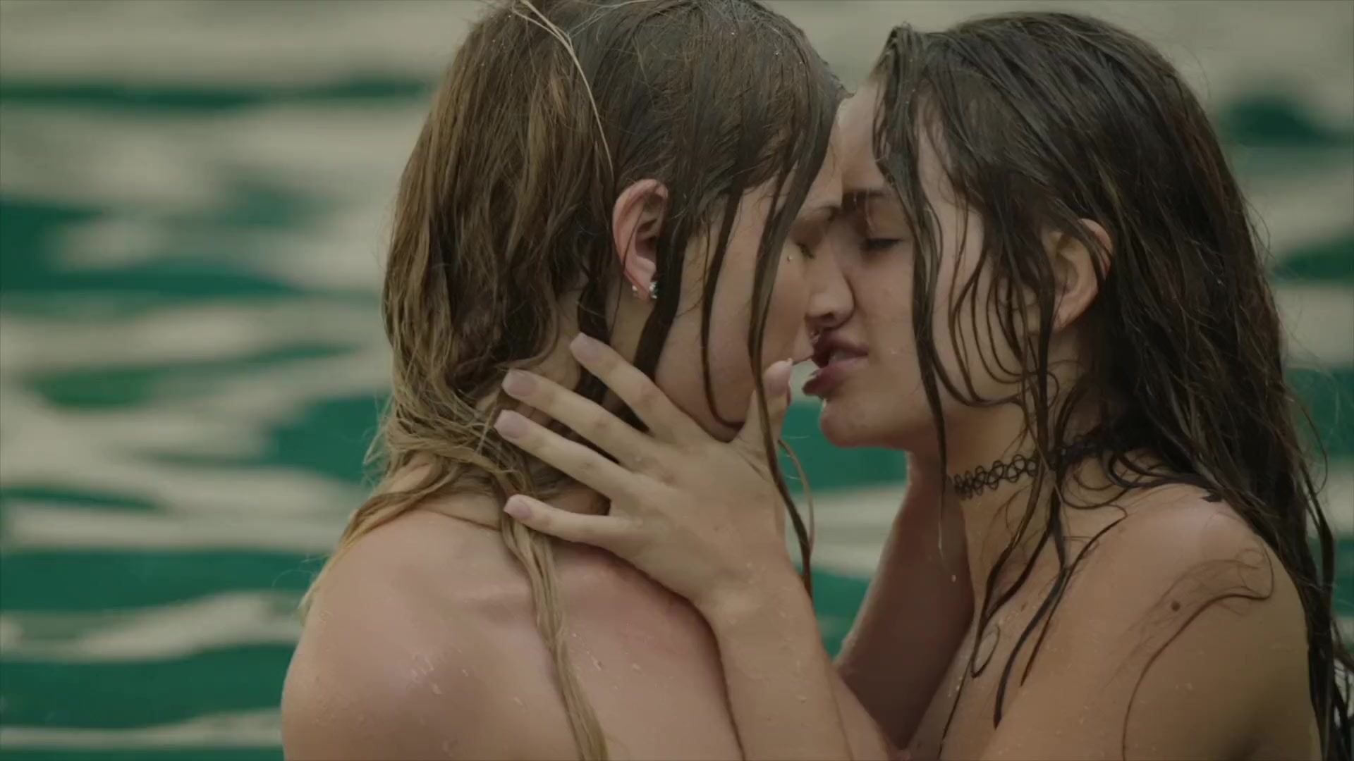 火辣保姆Leah Gotti用小菊花藏好“报酬”