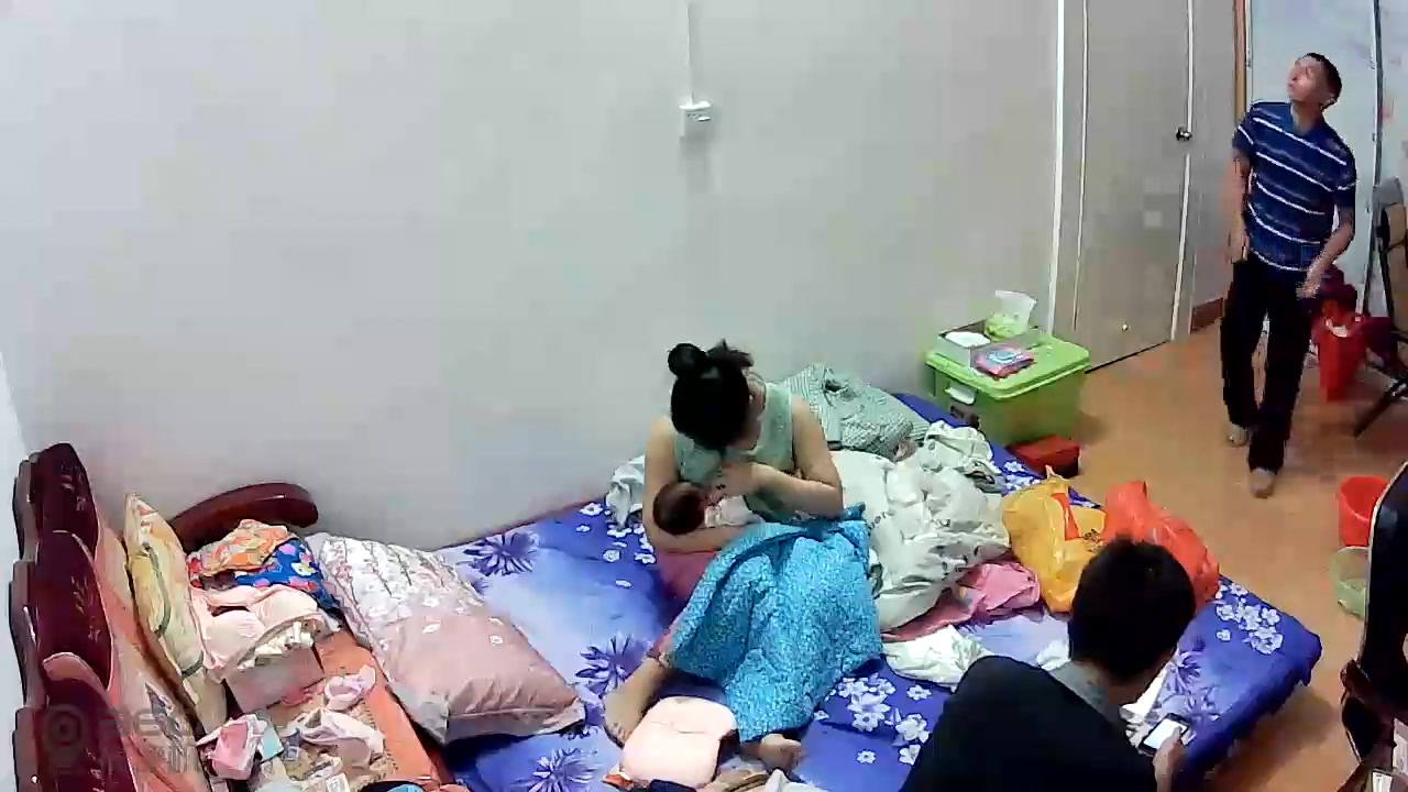 【精品推薦】【稀缺資源】最新雲視通居家家庭攝像頭拍攝到的各式情侶夫妻日常（第五十四部）原版高清