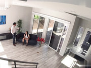 19岁保姆自慰，被内射，才能保住她的工作