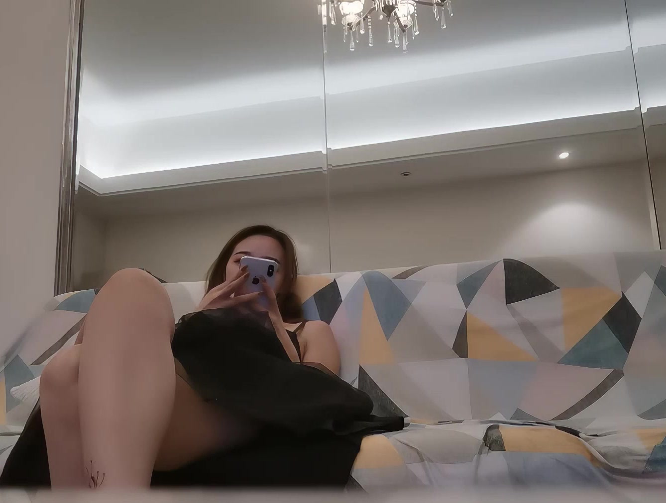 【AI高清2K修复】【壹屌寻欢】神似吴宣仪，4500高价网约极品外围，温柔女神娇媚甜美，激情啪啪连干两炮【水印】