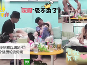 巨乳少妇难以满足两兄弟轮流操