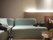 极度淫荡骚熟女主动强吻揉屌深喉口交骑在身上猛坐