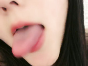 丰乳肥臀肉感性感吊带丝袜抬起双腿展示肥穴