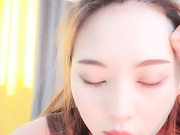 极品丰满御姐妹子蝴蝶逼嫩粉木耳多角度展示