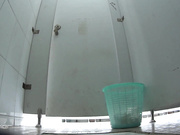 坐盗市新流出国内某知名大学课间女厕TP第6季NB运动鞋美女