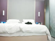 小宝寻花麻花辫齐逼小短裙外围隔着衣服摸奶子