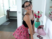 Danika硬肛门准备和朋友一起出去-她爱从屁股到猫