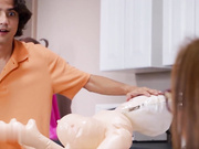 Ricky和他的性感乳脂性治疗师Alexis Fawx做爱