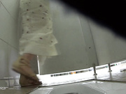 坐盗市流出新系列国内某知名大学课间女厕TP第8季